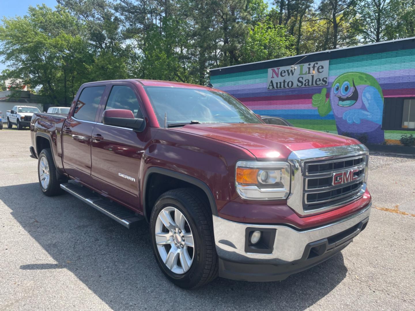 2014 RED GMC SIERRA 1500 SLE (3GTP1UEC5EG) with an 5.3L engine, Automatic transmission, located at 5103 Dorchester Rd., Charleston, SC, 29418-5607, (843) 767-1122, 36.245171, -115.228050 - Photo#0